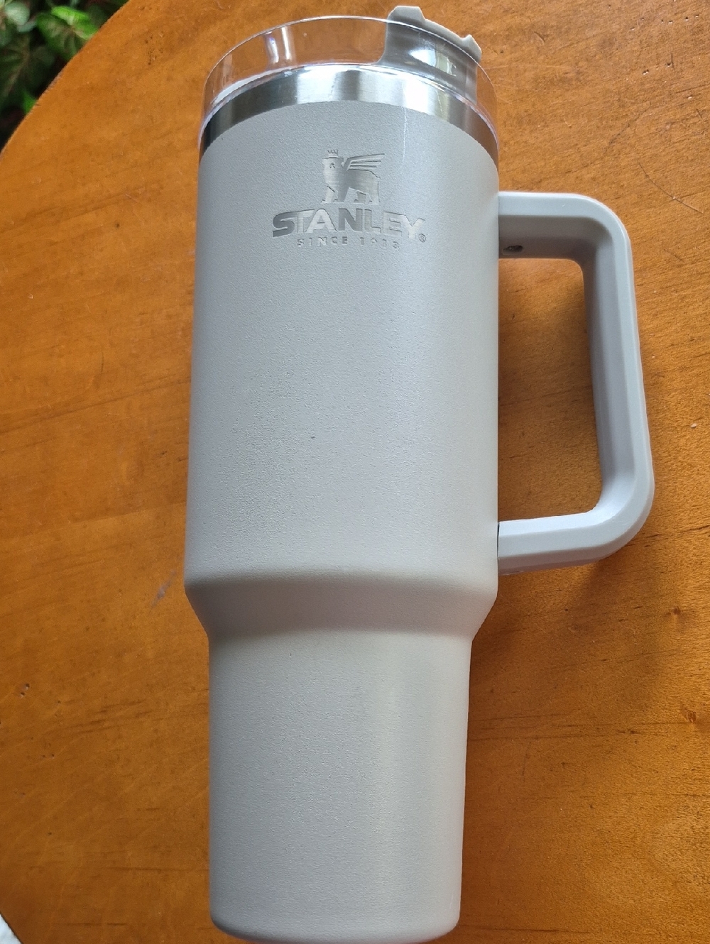 Stanley 40 oz. Travel Mug in Light Gray with Handle & Straw. Super Clean.